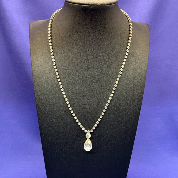 VTG Weiss Prong-Set Faceted Crystal Silver-Tone Necklace - Picture 3 of 15